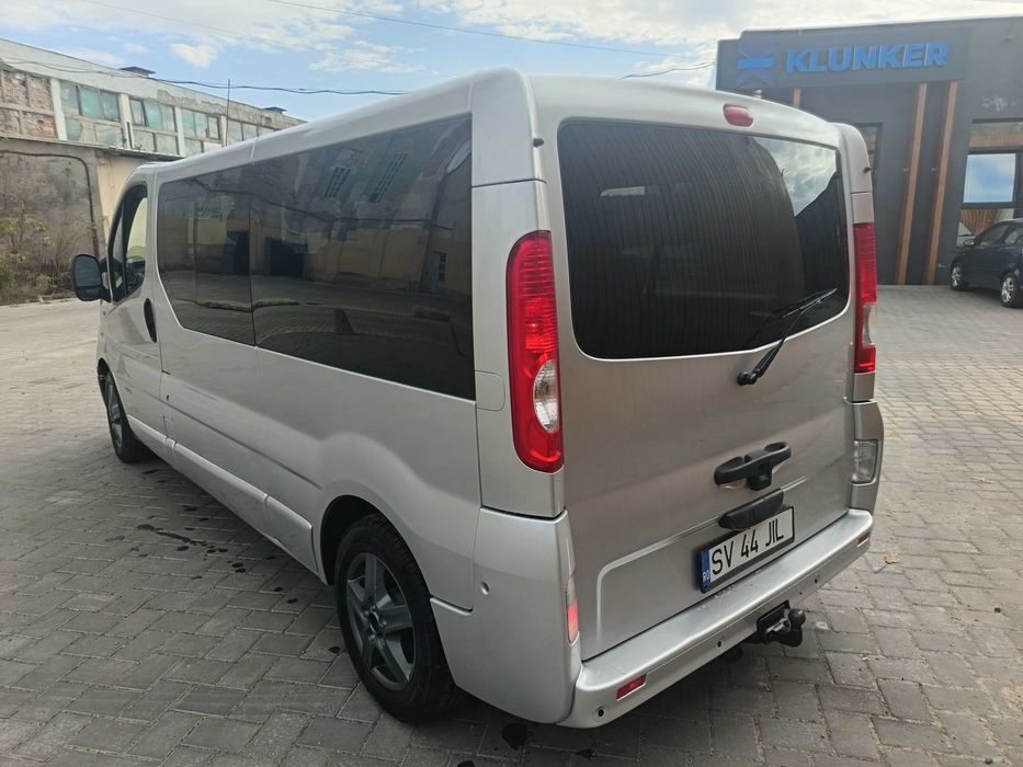 Renault Trafic 2.0 DCI 115 CP **An 2014**Lung**Black Edition