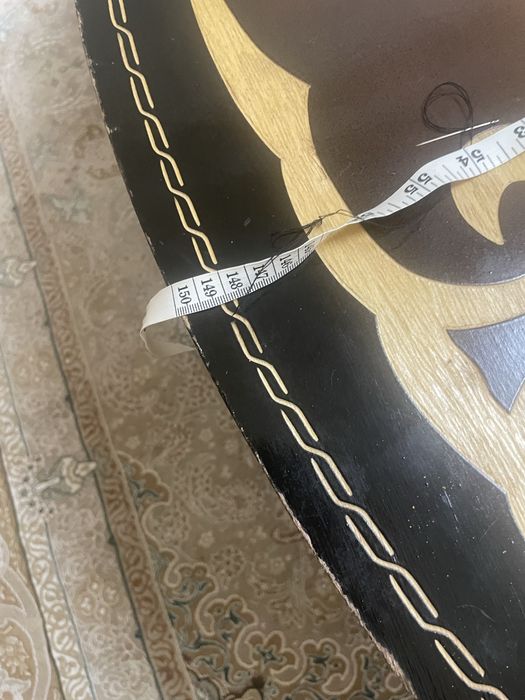 Продам круглый стол