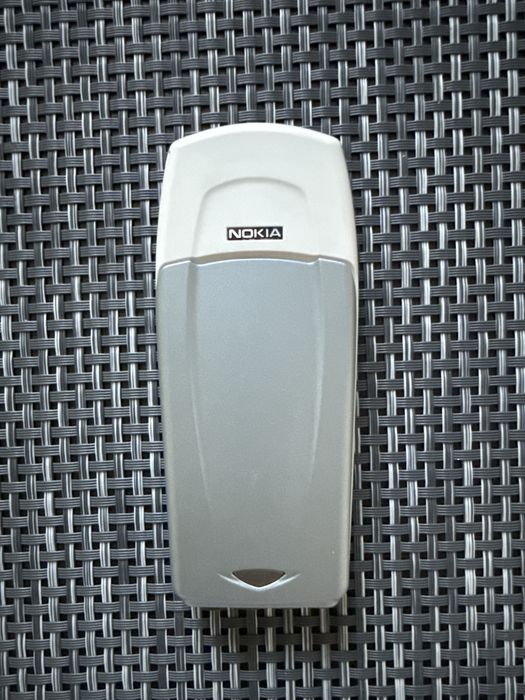 Нокия 6100  Перфектен