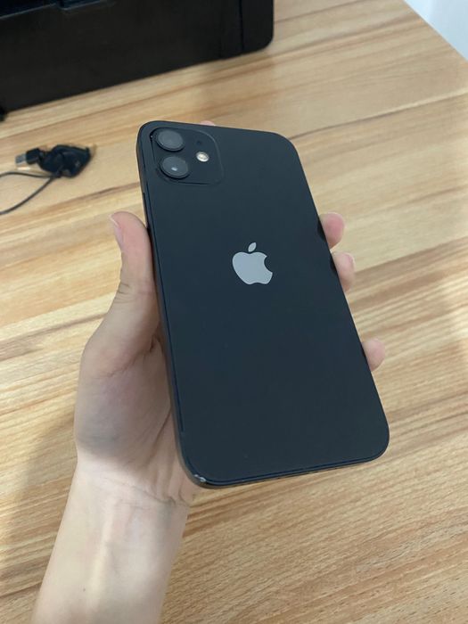 iPhone 12 64  gb