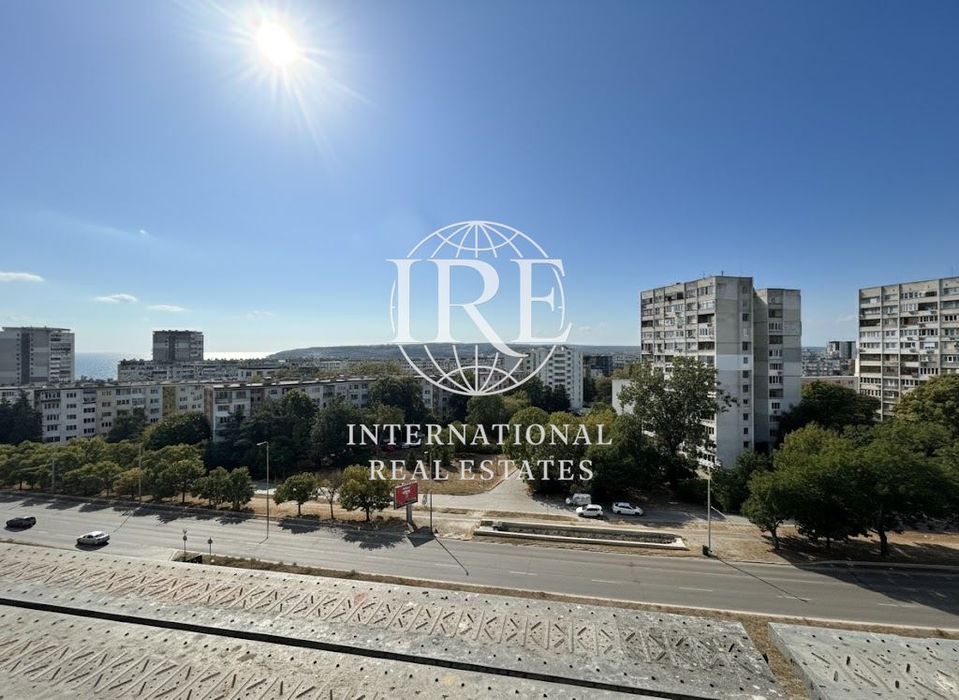 Продава се Тристаен апартамент в Варна, Бриз - 117 кв.м за 1530 €/кв.м - Снимка #10