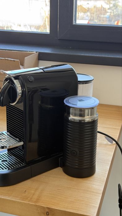 Aparat cafea Nespresso CitiZ&Milk