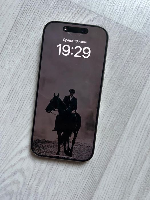Продам Iphon 16 pro 256гб
