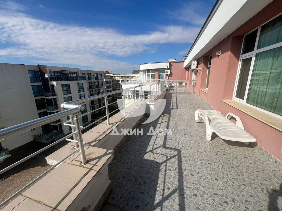 Продава се Двустаен апартамент в к.к. Слънчев бряг - 162 кв.м за 276 €/кв.м - Снимка #9