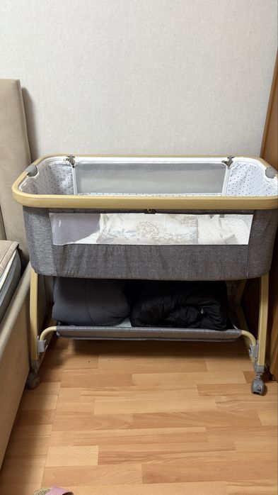 Детская кровать-манеж