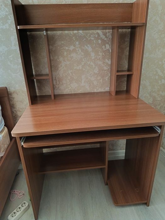 Продается спальный гарнитур