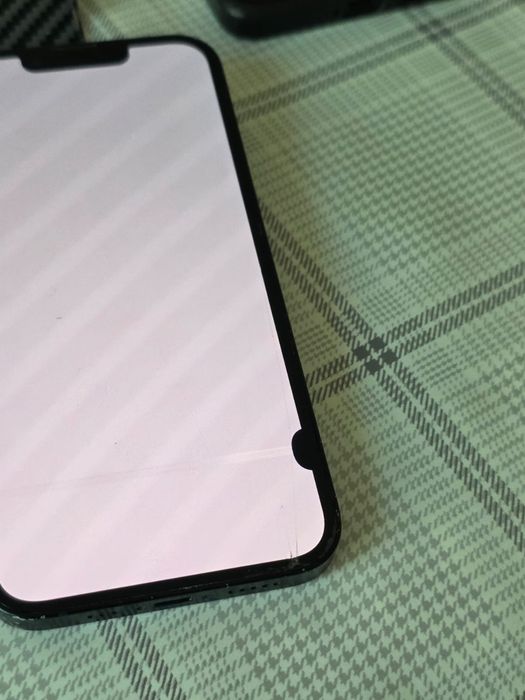 iPhone 13   128гб