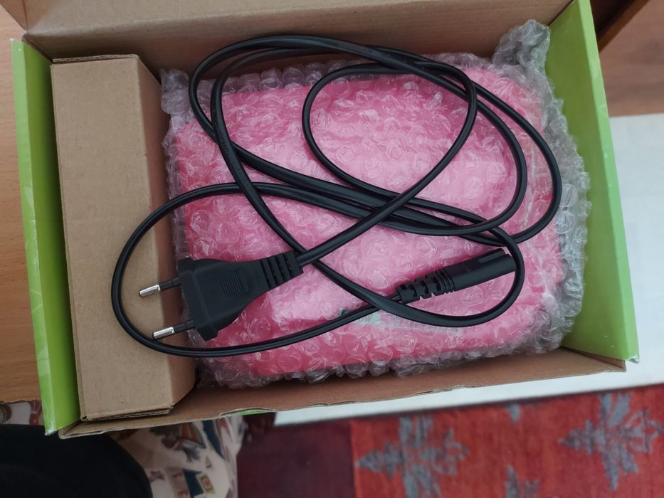 Лампа для сушки ногтей