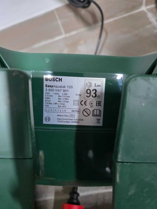 Masina de curatat cu inalta presiune Bosch EasyAquatak 120