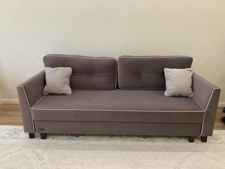 Продам диван. После химчистки. В отличном состоянии.