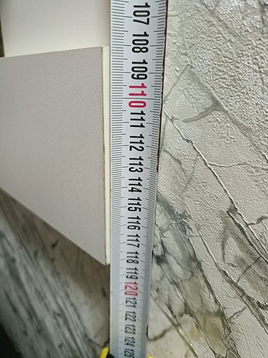 Прихожая вешалка