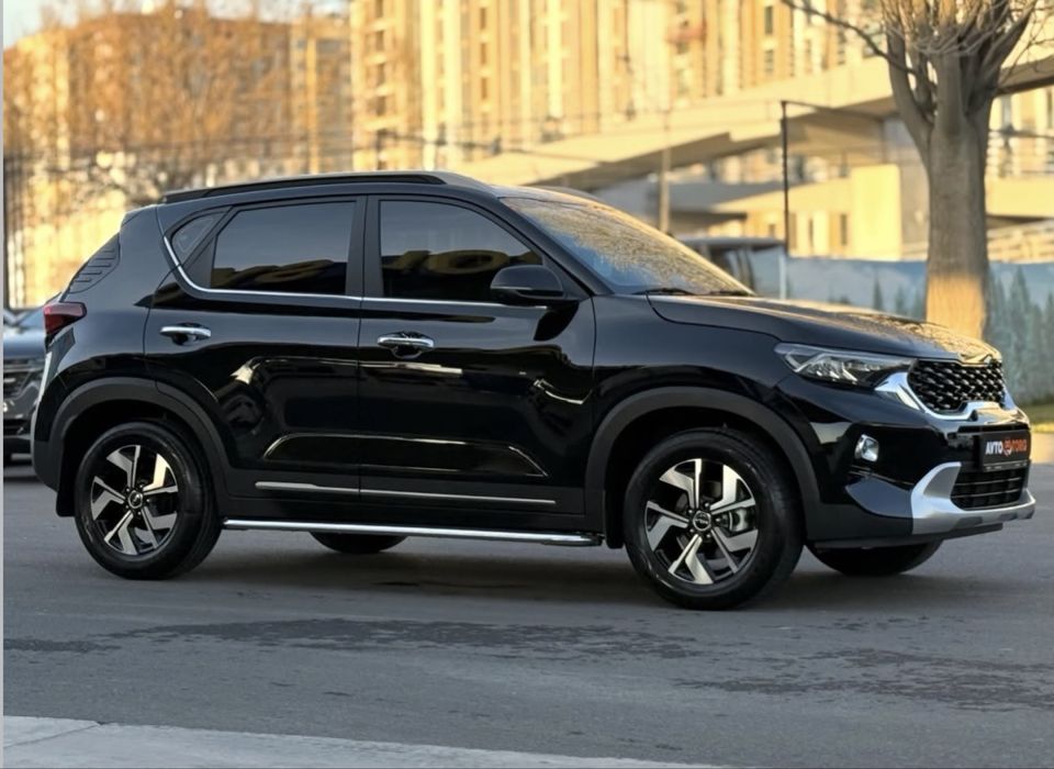 Kia Sonet 2025, 8000KM. Full.