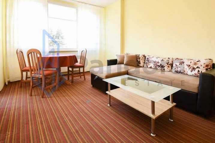 Двустаен апартамент под наем в кв. Изток