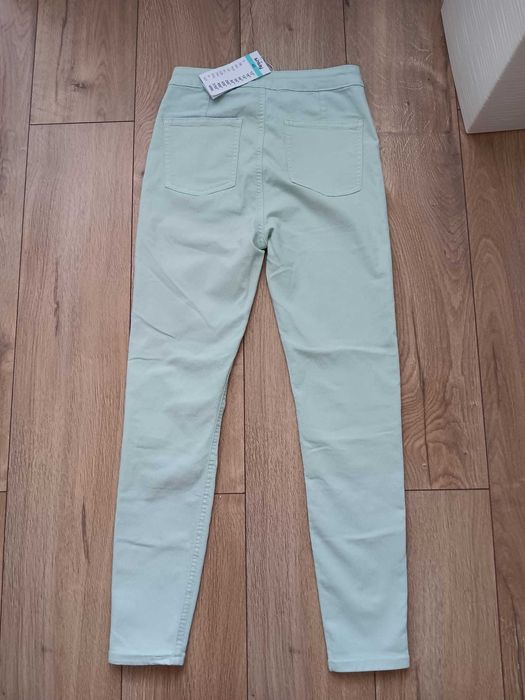 Blugi elastici , marime 38-40