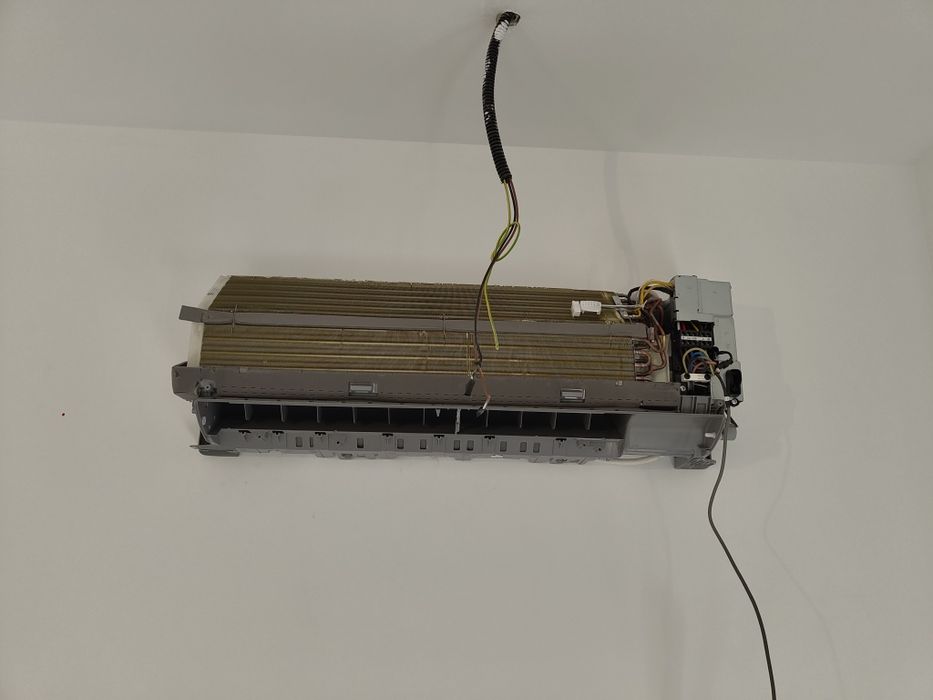 299 Montaj / instalare / reparatii Aer Conditionat