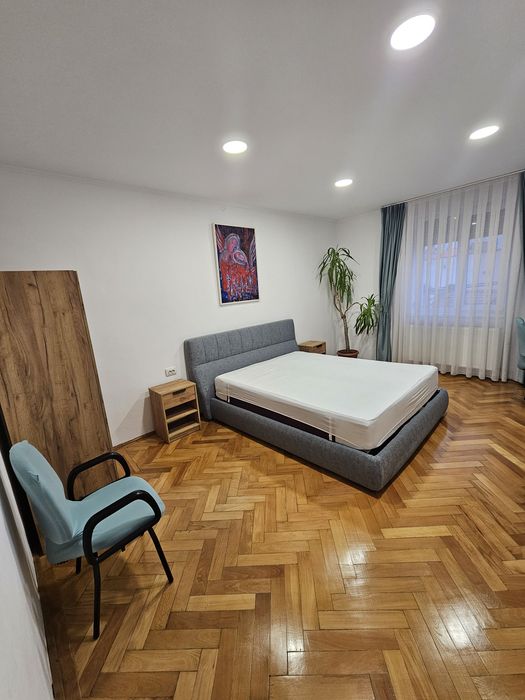 Ap 2 dormitoare Ultracentral Parcare in curte Zona linistita