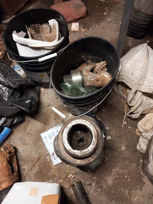 Продавам сондажни принадлежности