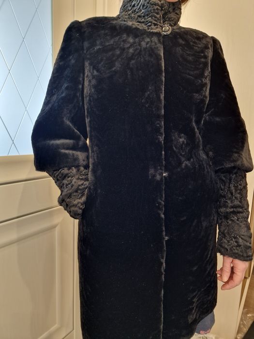 Продаётся шуба женская