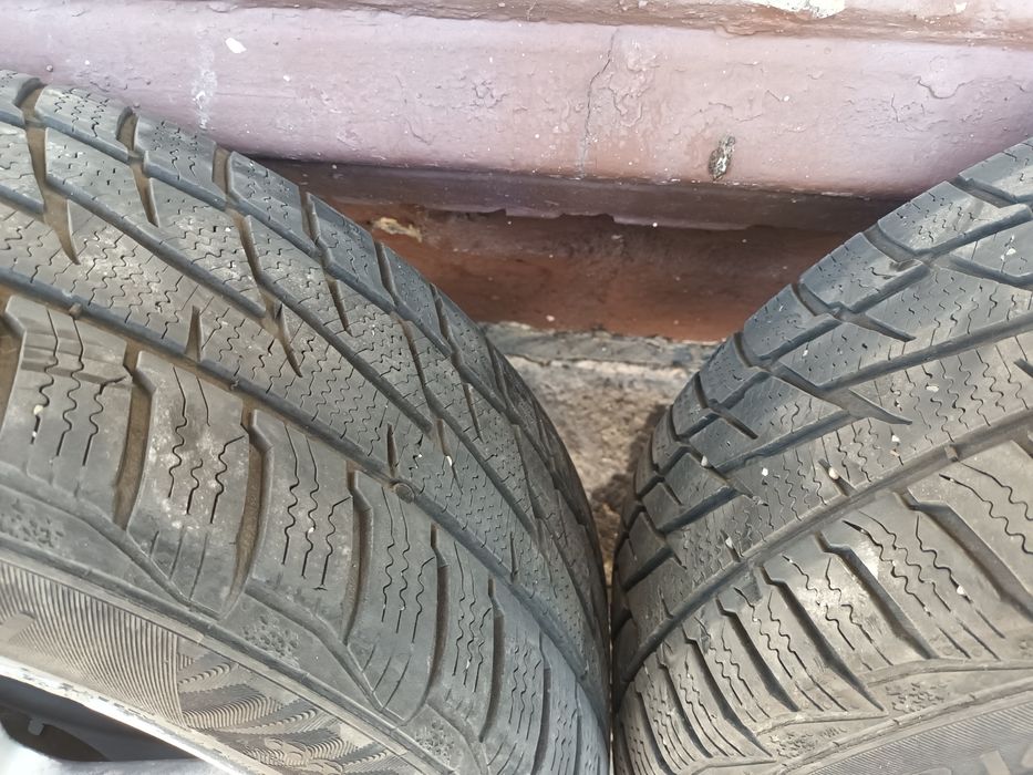 Гуми 205/55/16(рено)