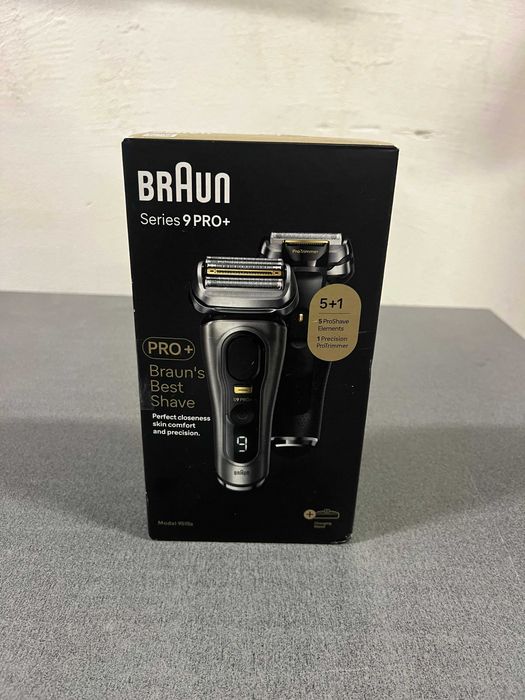 Електрическа самобръсначка / шейвър Braun Series 9 PRO+ 9515s