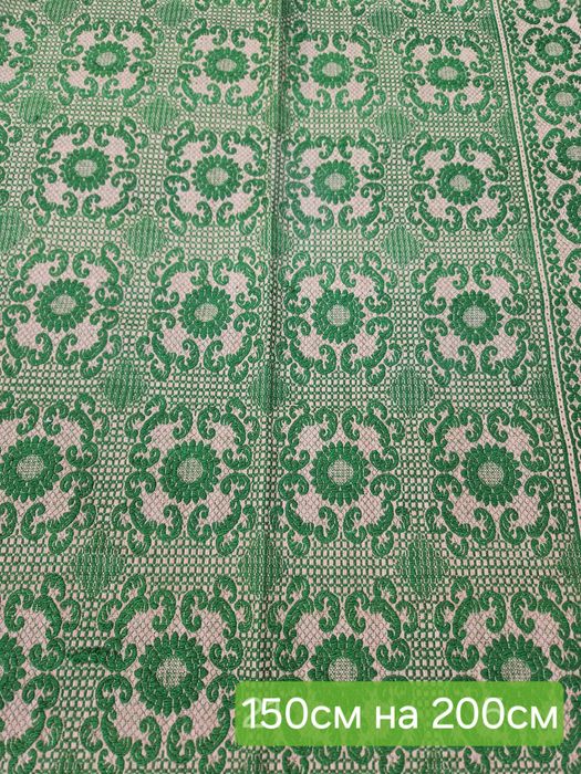 Вълнено тъкани килими и покривала