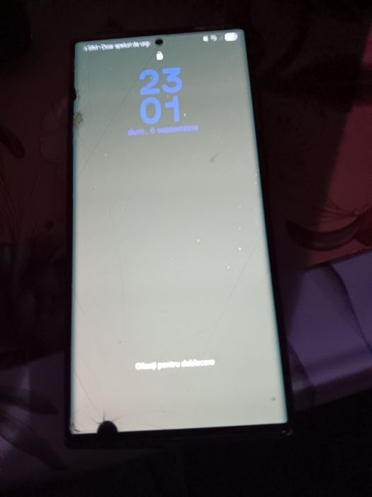 Se vinde  S22 ultra + ceas