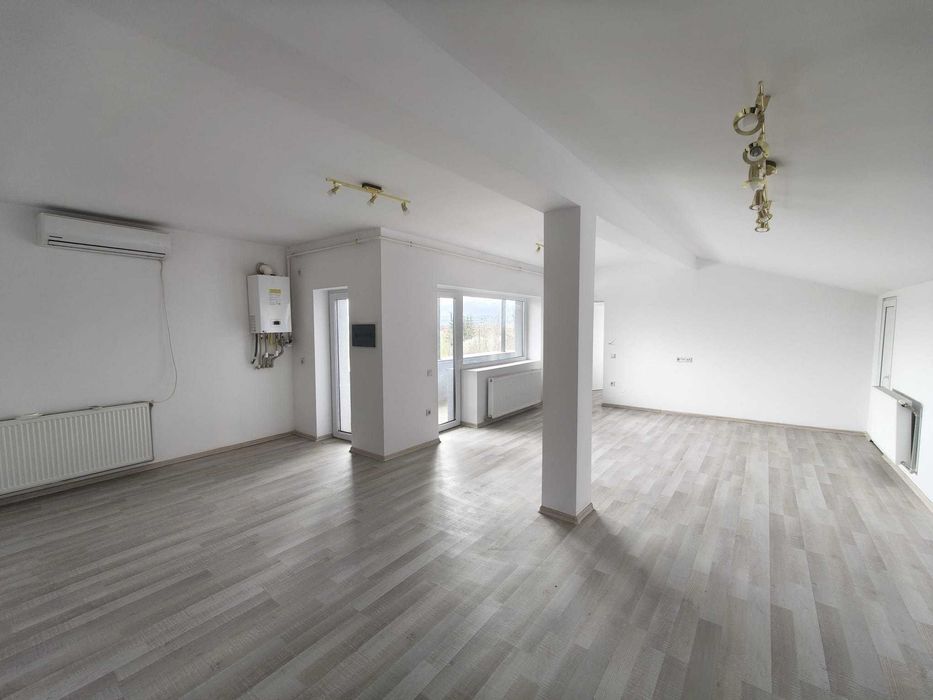 casa de vanzare /apartamente