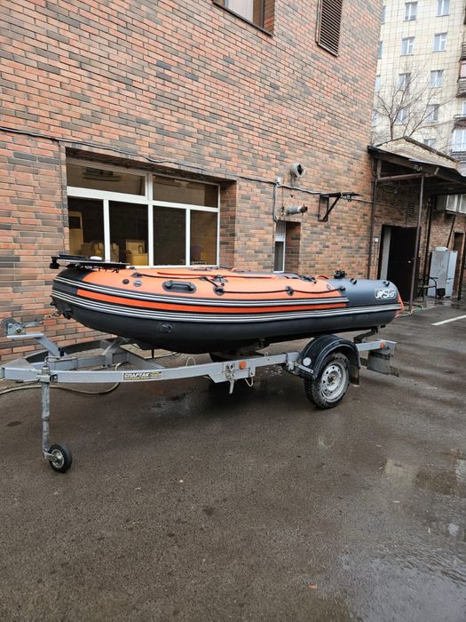 продается лодка reef skat 370