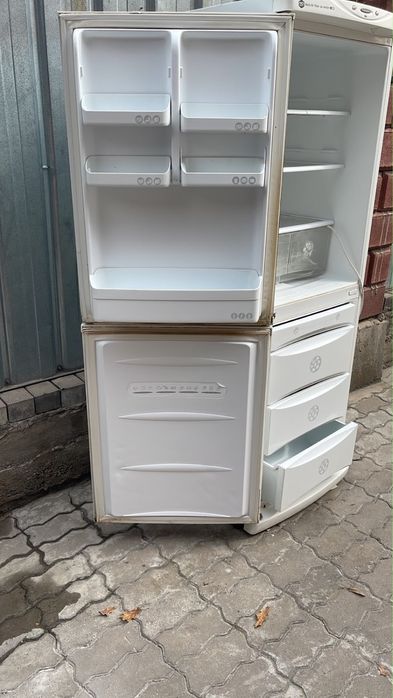Продам холодильник