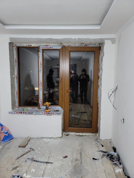 Akfa eshik va romlar