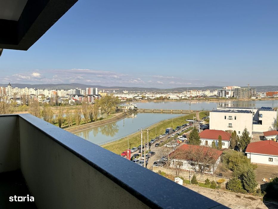 Persoană fizică - Apartament 3 camere complex rezidențial