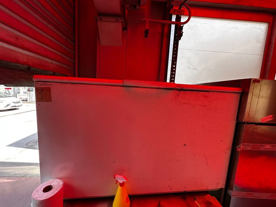 Иноксов хладилник,ракли и витрини