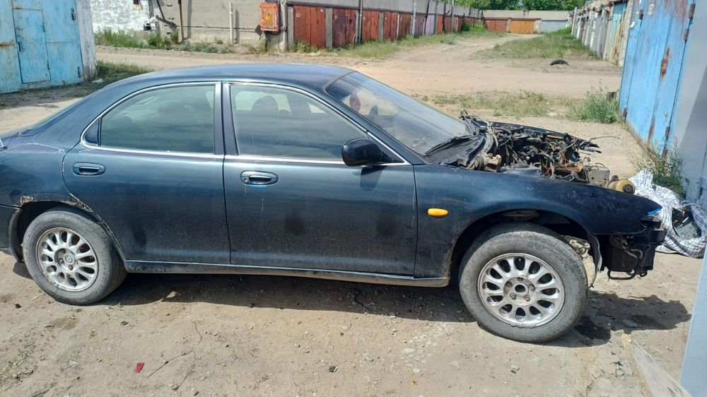 Крылья Mazda Xedos6