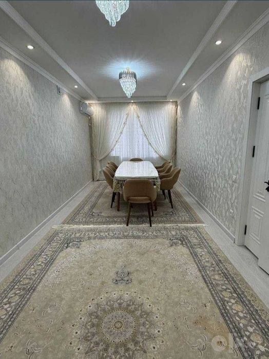 Юнусабад продаётся коттедж.Шахристанский махалля!