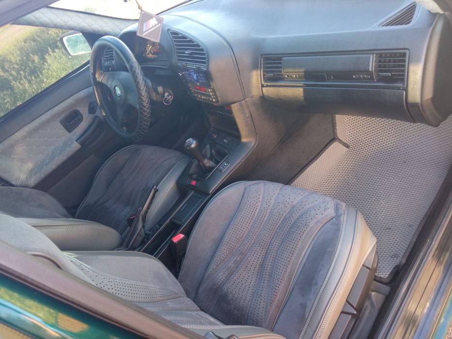 Продам BMW e36 318