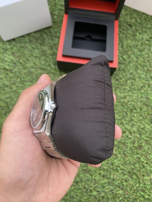 Tissot PRX quartz black dial 40 mm Full box