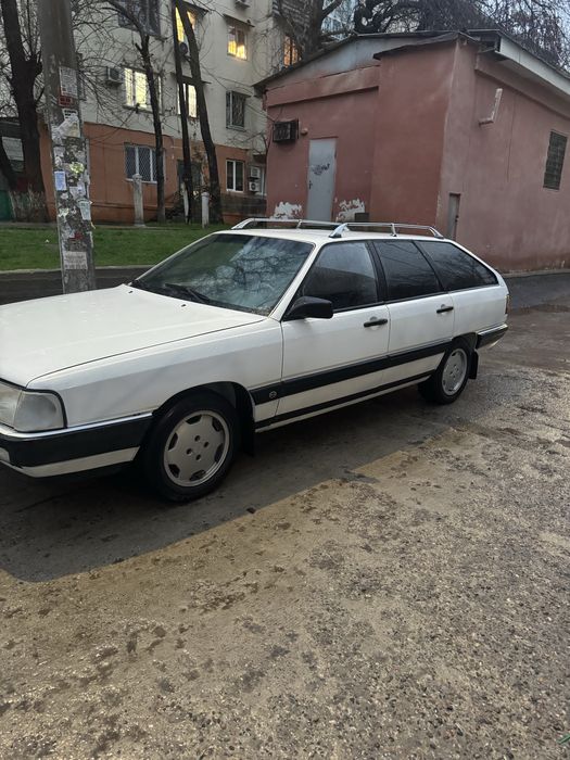 Audi 100 универсал