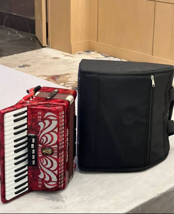 аккордеон «weltmeister caprice» 3/4