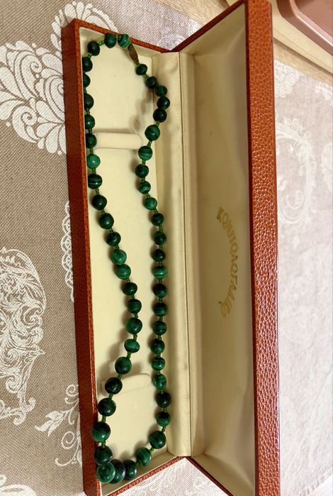 Colier din Malachit natural