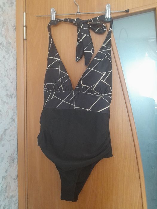 Продам купальник