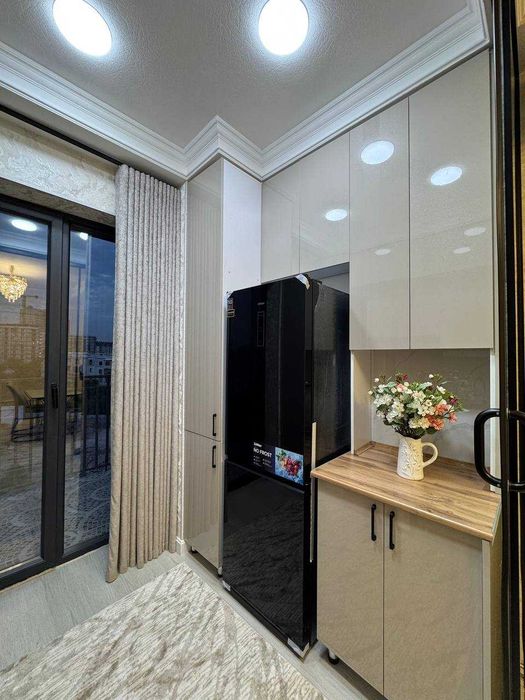Братские 3-комнатная в Vegas Tower, Шота Руставели `