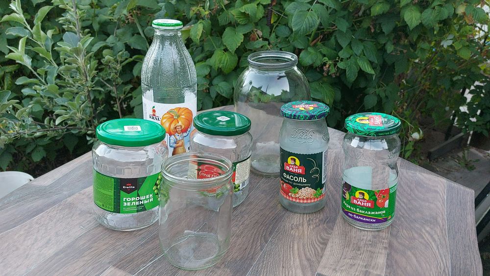 Продаю банки разные