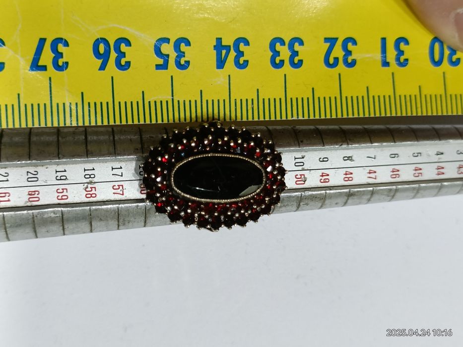 Vind inel din aur 14kt cu granate Bohemia