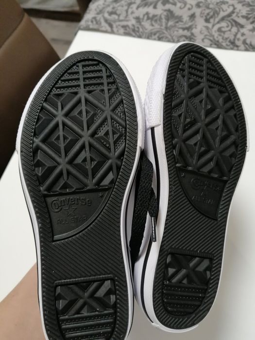 Нови на Converse кецове