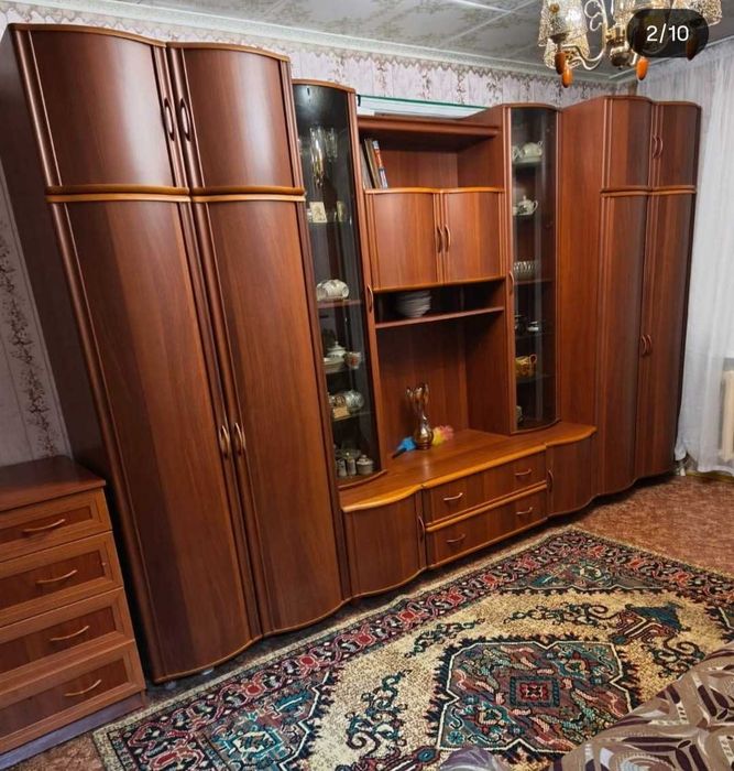 Стенка в гостиную