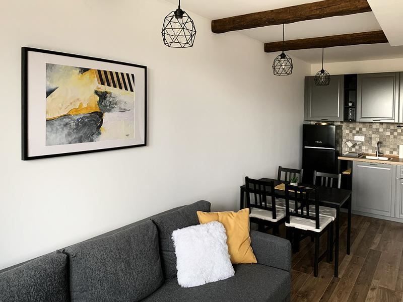 Дава се под наем Тристаен апартамент в София, Борово - 100 кв.м за 433.5 € - Снимка #1