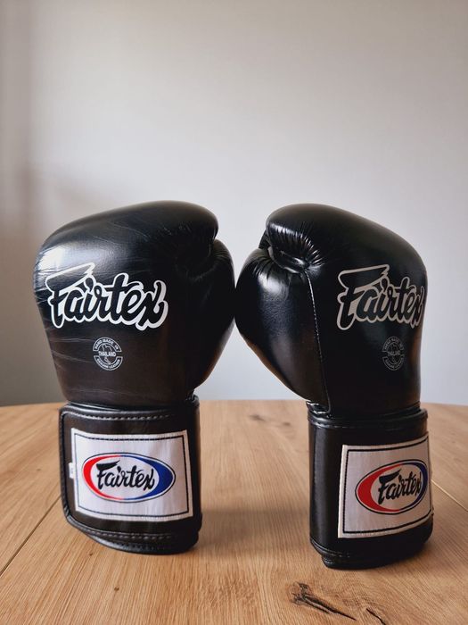 Manusi box Fairtex, piele, negru, marime 12 - pret negociabil