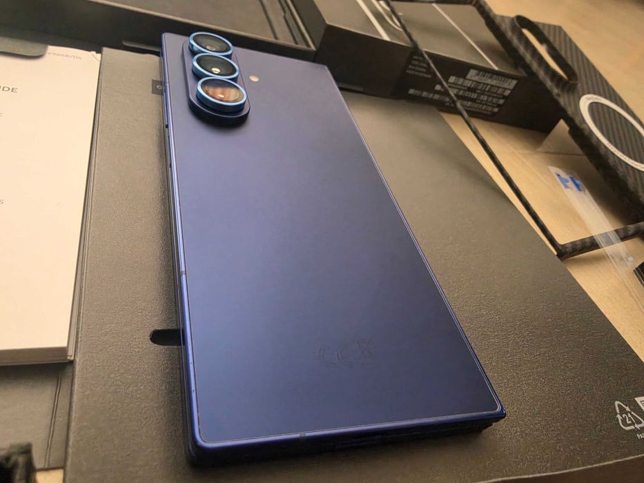 Samsung Galaxy Z Fold 7 256GB Blue Shadow