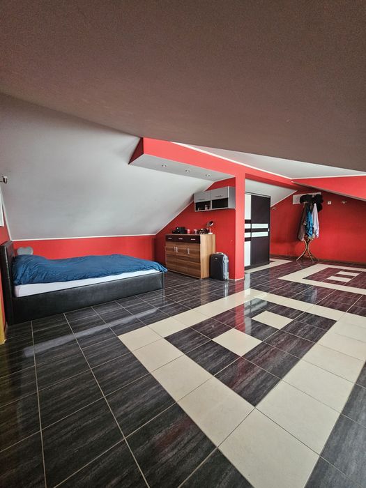 Къща в с. Брестник