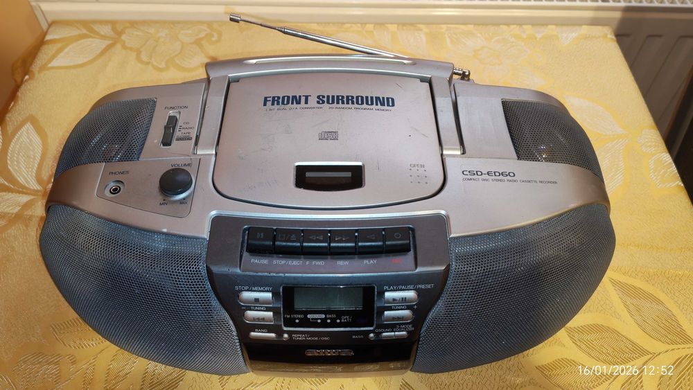 Radiocasetofon Panasonic RX-CS710 + FS430